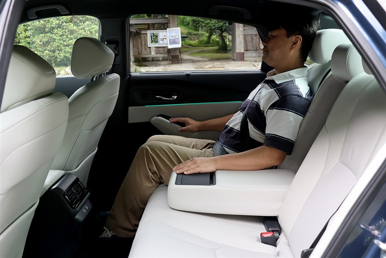 高速道路での手放し運転が快適すぎる！ 「アコード」の新グレード“360+”が40万円高でも納得の実力だった