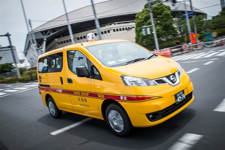 【頓挫した夢】日産「NV200」はなぜNYタクシーの主役になれなかったのか？ 今やトヨタ「RAV4」が“イエローキャブ”の定番に