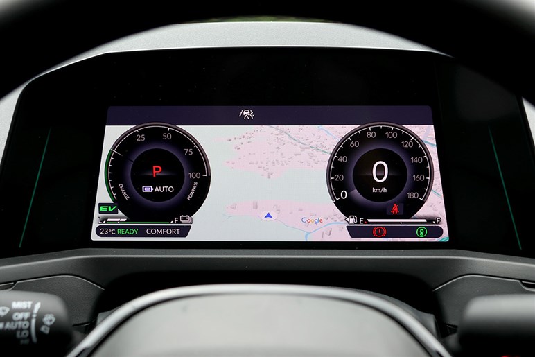高速道路での手放し運転が快適すぎる！ 「アコード」の新グレード“360+”が40万円高でも納得の実力だった