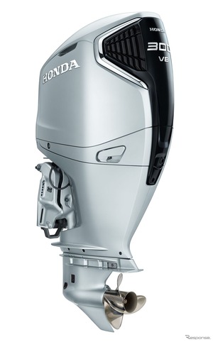 ホンダのV8エンジン搭載！ 大型船外機「BF300」発売
