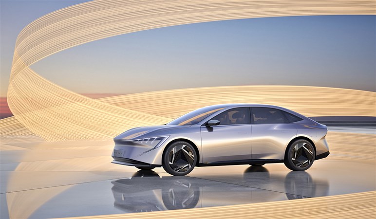 【これは一体？】特許出願された謎のセダンを発見。日産の中国向けPHEV「EVO」の市販型か？