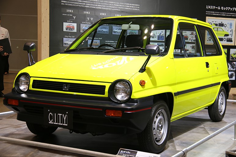 モトコンポ シティという80年代最強インパクトコンビを擁するホンダブースの媚薬感 Carview 2ページ目 自動車情報サイト 新車 中古車 Carview
