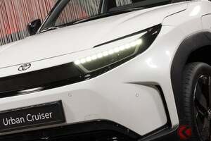 トヨタ「新型コンパクトSUV」に注目！ ヤリスクロスより“ちょっと大きい”全長4.3mボディ×本格4WD搭載！ 新型「アーバンクルーザー」ポーランド仕様とは！