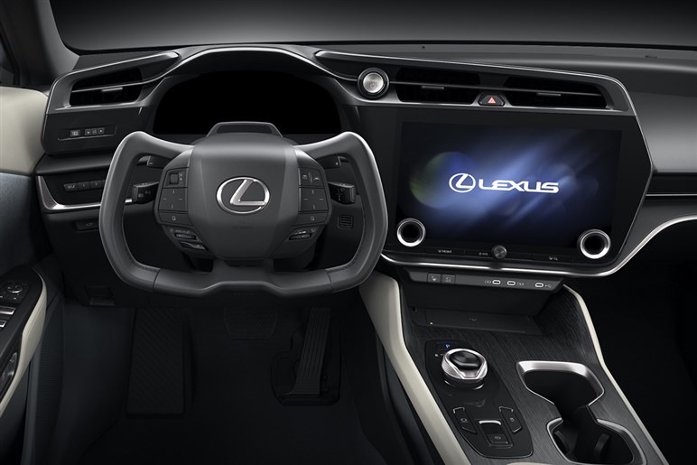 【年内発表も】レクサスが新型「ES」の“EVらしき”グレード名を商標登録。どんなクルマか考えた