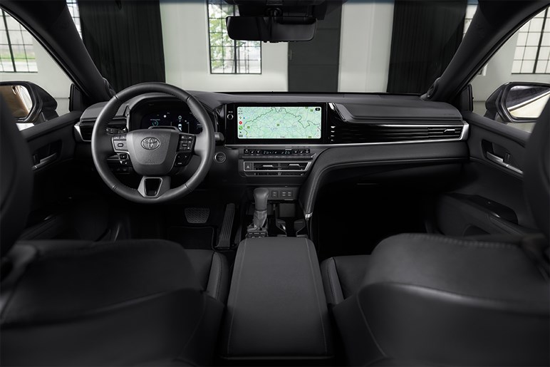 【年内発表も】レクサスが新型「ES」の“EVらしき”グレード名を商標登録。どんなクルマか考えた