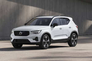 ボルボ、特別仕様車「XC40 Dark Edition」を発売【スポーティなエクステリアとモダンなインテリアをプラス】