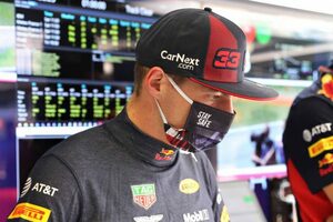 【F1オーストリアGP無線レビュー】メルセデスを追撃中のフェルスタッペンが突然の失速「ダメだ、アンチストールに入ったままだ」