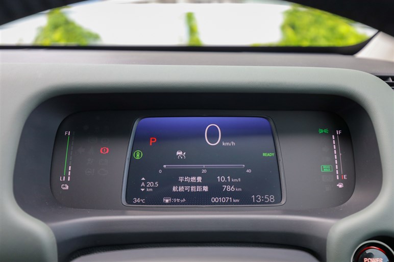 新型「フリード」の最強グレードはe:HEV エアー。ダークホースはまさかの福祉車両！ の理由