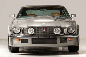 アストンマーティン「V8オスカー・インディア」相場が4倍に高騰！約4620万円で落札された理由とは