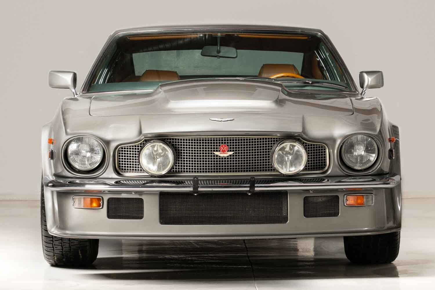 アストンマーティン「V8オスカー・インディア」相場が4倍に高騰！約4620万円で落札された理由とは