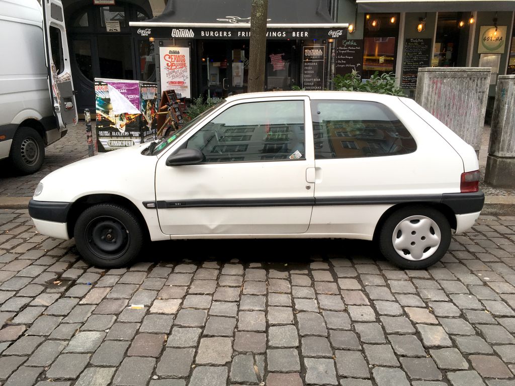 日本では不人気車だったシトロエン サクソ ヨーロッパでは大衆車としても モータースポーツのベースモデルとしても大活躍 外車王soken 自動車情報サイト 新車 中古車 Carview