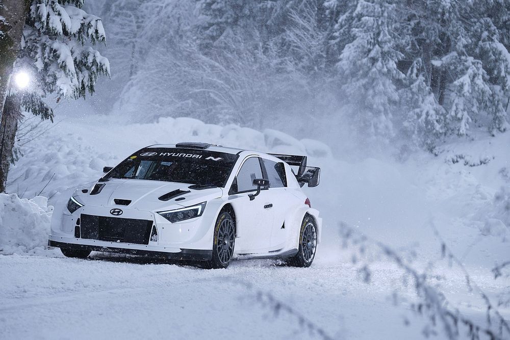【WRC】ヒュンダイ、フランスでのテストでプロトタイプ最終バージョン公開。外観が大きく進化