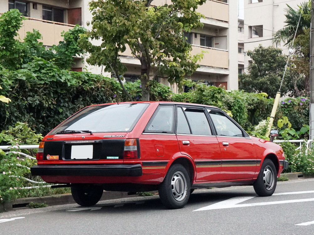 【連載：遠藤イヅルのB11型日産サニーカリフォルニア再生&快適化計画】#2 くたびれたシートをなんとかしたい！