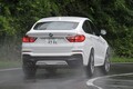 BMW X4試乗。フットワークの28iか、直6の35iか…