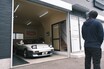 トヨタMR2と「賃貸ガレージハウス」で暮らす若者。“10万円以下”でも憧れのガレージライフは手に入るのか？