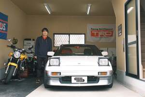 トヨタMR2と「賃貸ガレージハウス」で暮らす若者。“10万円以下”でも憧れのガレージライフは手に入るのか？