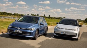 【同門対決】ガソリンかバッテリーか？VWゴルフとVW ID.3の一騎打ち！どちらのフォルクスワーゲンが優れているのか？