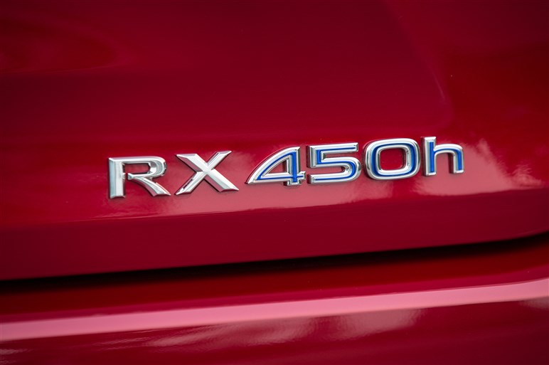 情報解禁！ フルモデルチェンジを果たした「レクサスRX」に速攻試乗