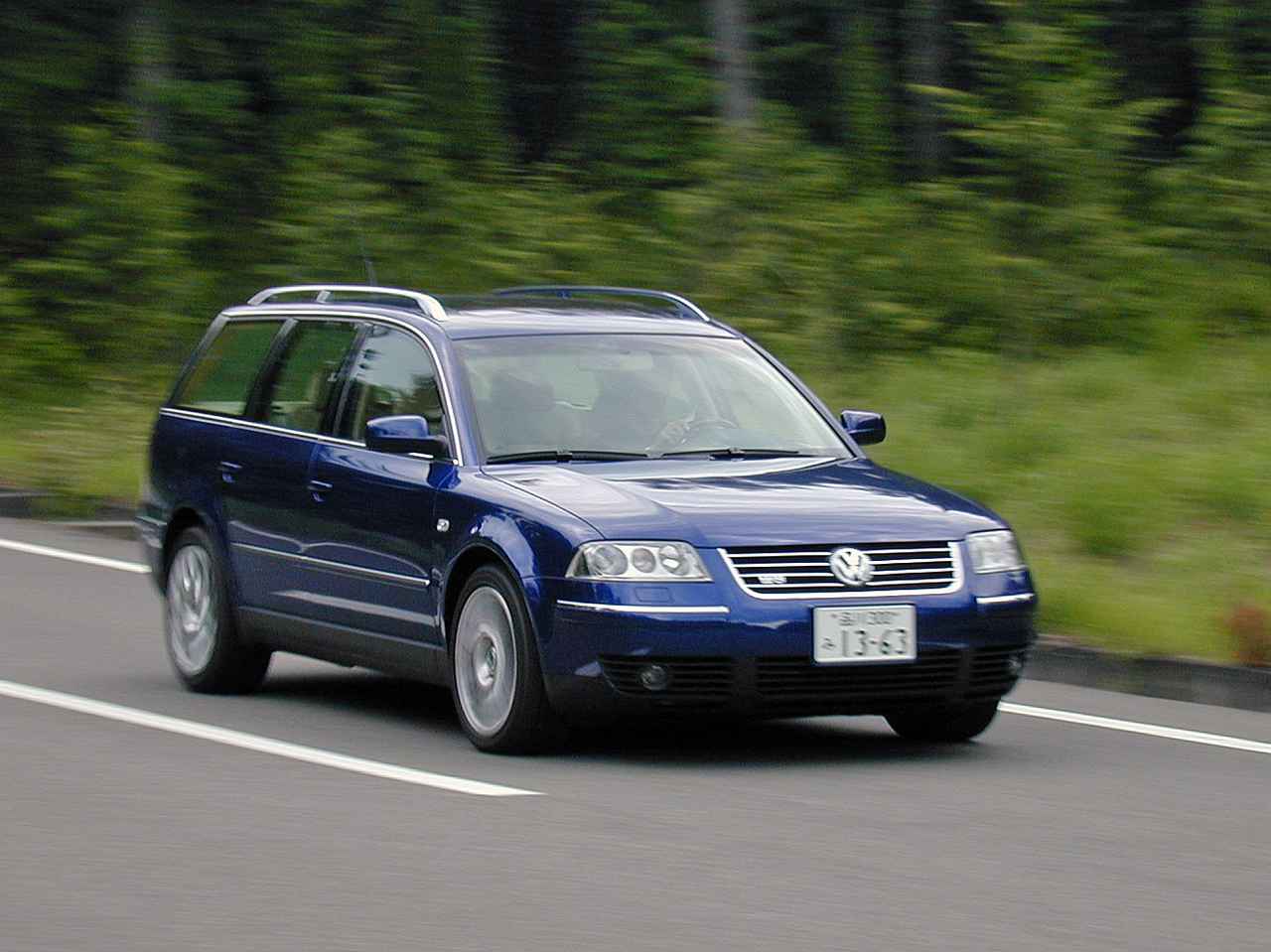 懐かしの輸入車 42 フォルクスワーゲン パサートワゴンはw8エンジンを搭載してスーパーワゴンになった Webモーターマガジン 自動車情報サイト 新車 中古車 Carview