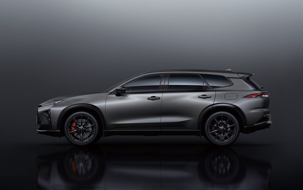 ボーナス直撃!? トヨタのNEW《クラウンエステート特別仕様車》
