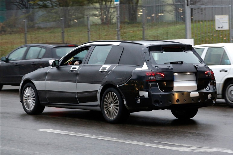 次期Cクラス・ステーションワゴンのプロト捕獲