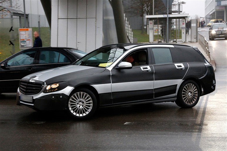 次期Cクラス・ステーションワゴンのプロト捕獲