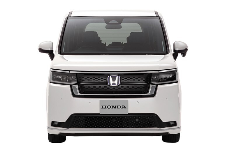 ノアヴォク・セレナ失速とステップワゴン急上昇の理由。次の改良で上級グレード「エアーEX」登場か