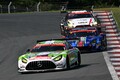 スーパーGT GT300／第4戦、昨年王者のBRZが執念の追い上げで勝利を奪取【富士100lap】