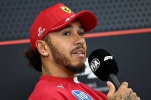 ハミルトン、意味深な投稿でF1界隈賑わせる。音楽の新譜、衝撃引退説まで……真相は8月8日発表か