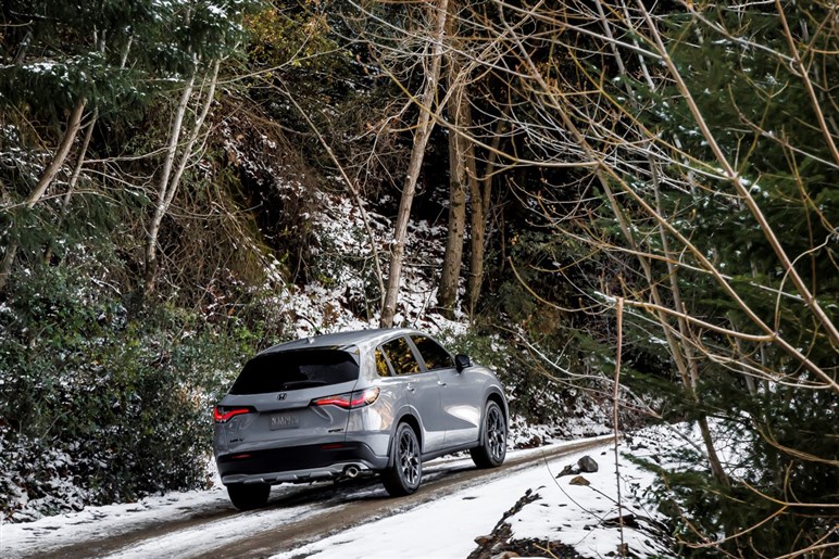 前年上半期599％増に「ハリアー／RAV4」も絶句。“個性派”ホンダ「ZR-V」人気の理由