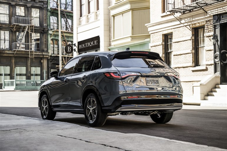 前年上半期599％増に「ハリアー／RAV4」も絶句。“個性派”ホンダ「ZR-V」人気の理由