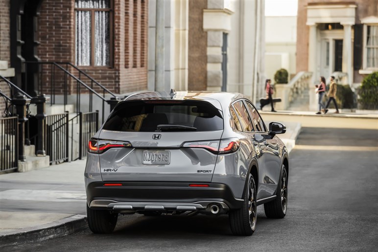 前年上半期599％増に「ハリアー／RAV4」も絶句。“個性派”ホンダ「ZR-V」人気の理由