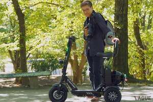 絶対原付より便利でしょ！ “免許不要”で乗ったらハマる 三輪仕様の日本製 特定小型原付「サンリン」ってどんなモデル？ ネットでの反響とは