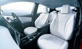 トヨタ・プリウス誕生20周年記念車が12月下旬までの期間限定で発売。同時に全車でPHV用11.6インチナビが選べるように！