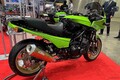 カワサキ「Z900RS CAFE」を往年の「GPZ900R」スタイルへ！ ドレミコレクションが外装キットの市販モデル最終型・装着車両を公開