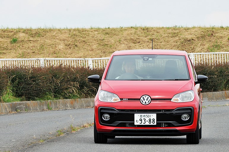 up! GTIにはクルマ好きが一度は知るべき日本車にない別世界がある