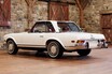 メルセデス・ベンツ「280SL」が約2580万円で落札！クラシックカーを初所有するクルマ好き富裕層に人気のモデル