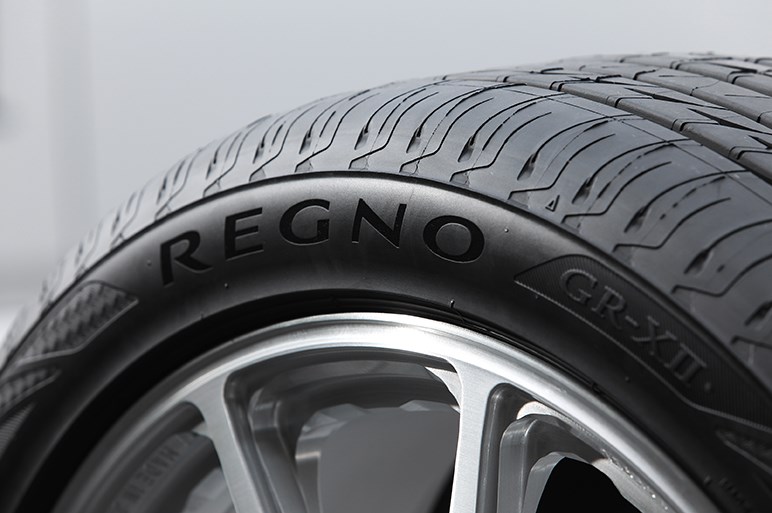 レグノシリーズ新型「GR-XII」試乗　摩耗しても静かなタイヤを目指した