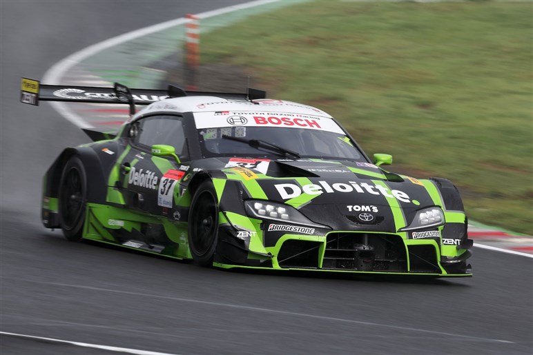 白熱の王座争い!! 国内二大レースのSUPER GTとSF、最終盤の見どころと観戦時のポイントを解説