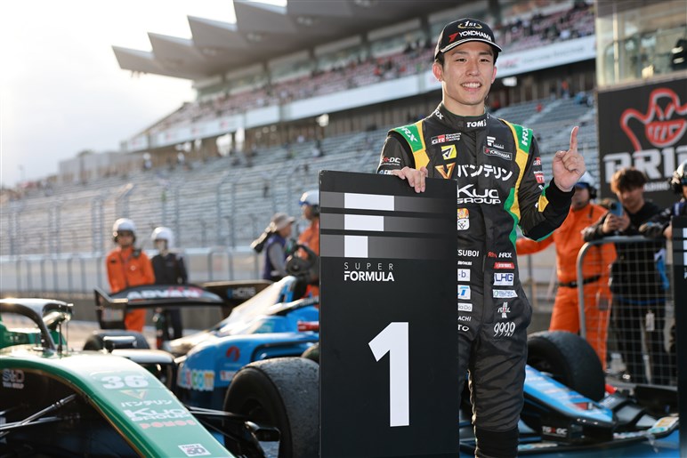 白熱の王座争い!! 国内二大レースのSUPER GTとSF、最終盤の見どころと観戦時のポイントを解説