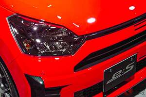 ダイハツの「“軽”スポーツ“コンパクト”」が話題に！ 720kgの「軽量ボディ」×ターボエンジン採用に「待ち望んでいた」声も！ MTも搭載の「ミライースGRスポーツ」とは