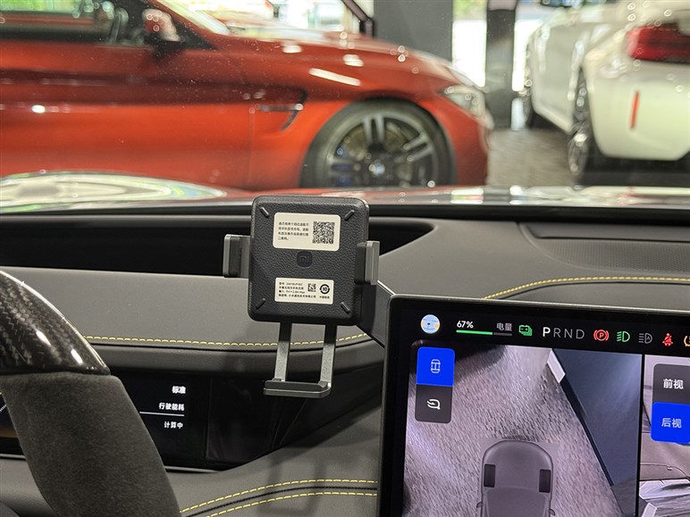 【日本導入の可能性も】ニュル最速EV、シャオミ「SU7ウルトラ」が密かに上陸してた!? 実車を見た印象は？