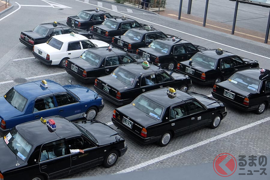 なぜ「黒いタクシー」多い？ 大阪では「ほとんど」東京でも増加中？  黒ボディのメリットとは