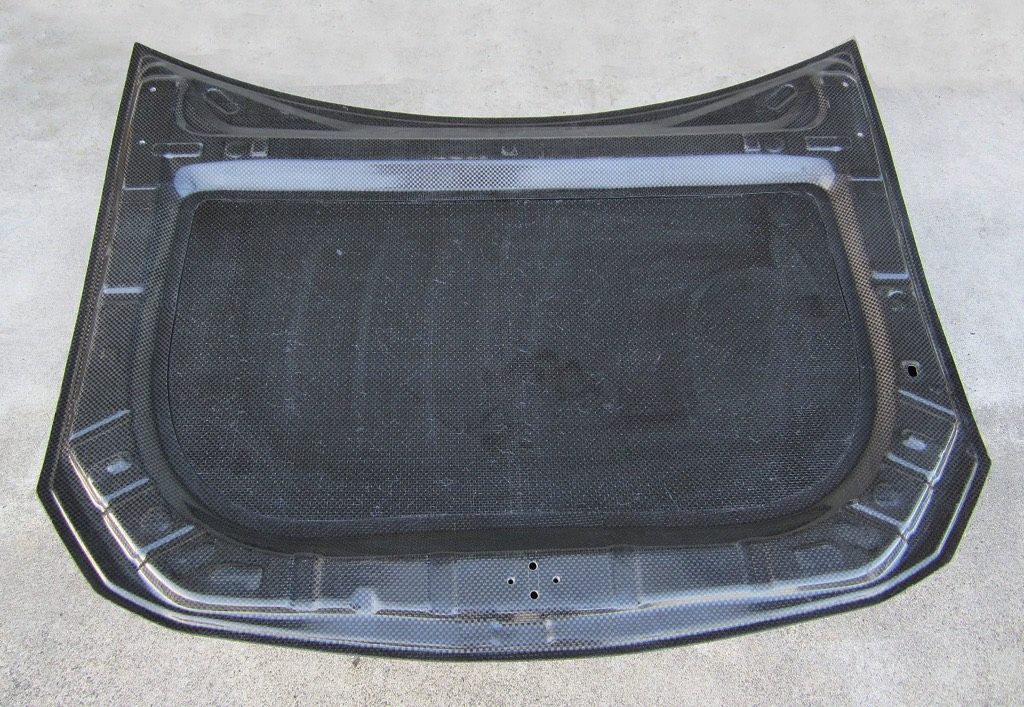 86 Brz専用の超軽量ドライカーボンボンネット誕生 純正から3 5キロ以上の軽量化を実現 Web Option 自動車情報サイト 新車 中古車 Carview