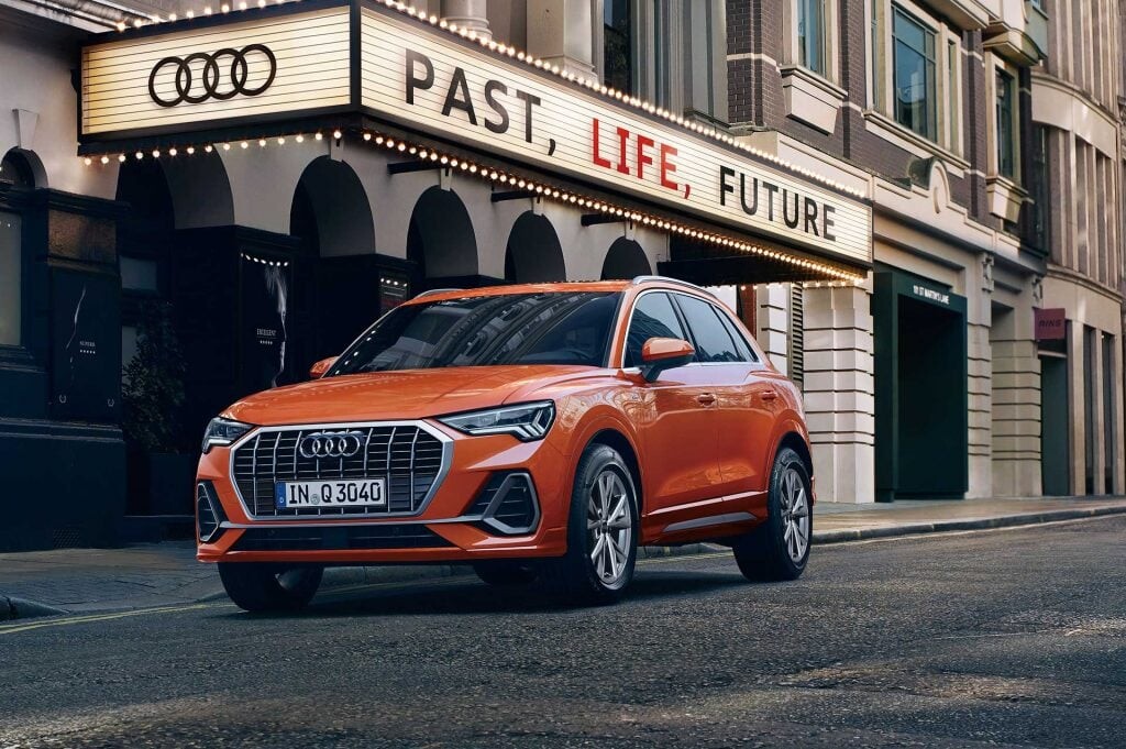 アウディ「Q3」 フルモデルチェンジへ、秒読み開始！シャープなデザインに期待高まる