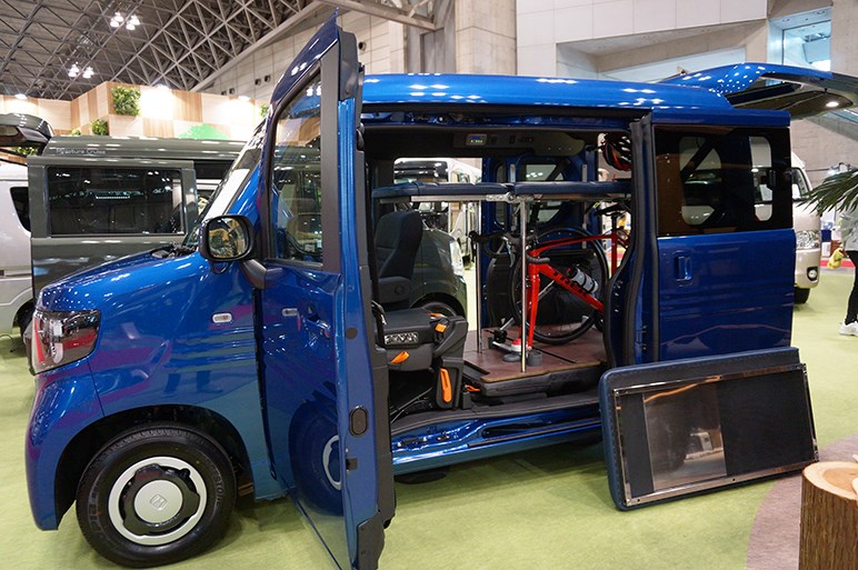 キャンピングカーショーでキラリと輝く軽キャンパー 特にn Van に注目した Carview 自動車情報サイト 新車 中古車 Carview
