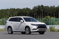 アウトランダーPHEV2019モデル発売　システムを9割刷新しEVらしさ追求