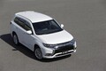 アウトランダーPHEV2019モデル発売　システムを9割刷新しEVらしさ追求