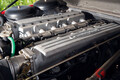 カウンタックのエンジンを搭載したSUV、ランボルギーニ「LM002」がオークションに出品!!
