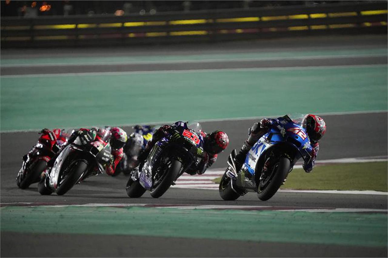 スズキはコーナーが速い パワーで負けてもコーナーで鮮やかに切って返す Gsx Rr に惚れた 100 スズキ贔屓のバイクレース 16 Motogp 21 Webオートバイ 自動車情報サイト 新車 中古車 Carview